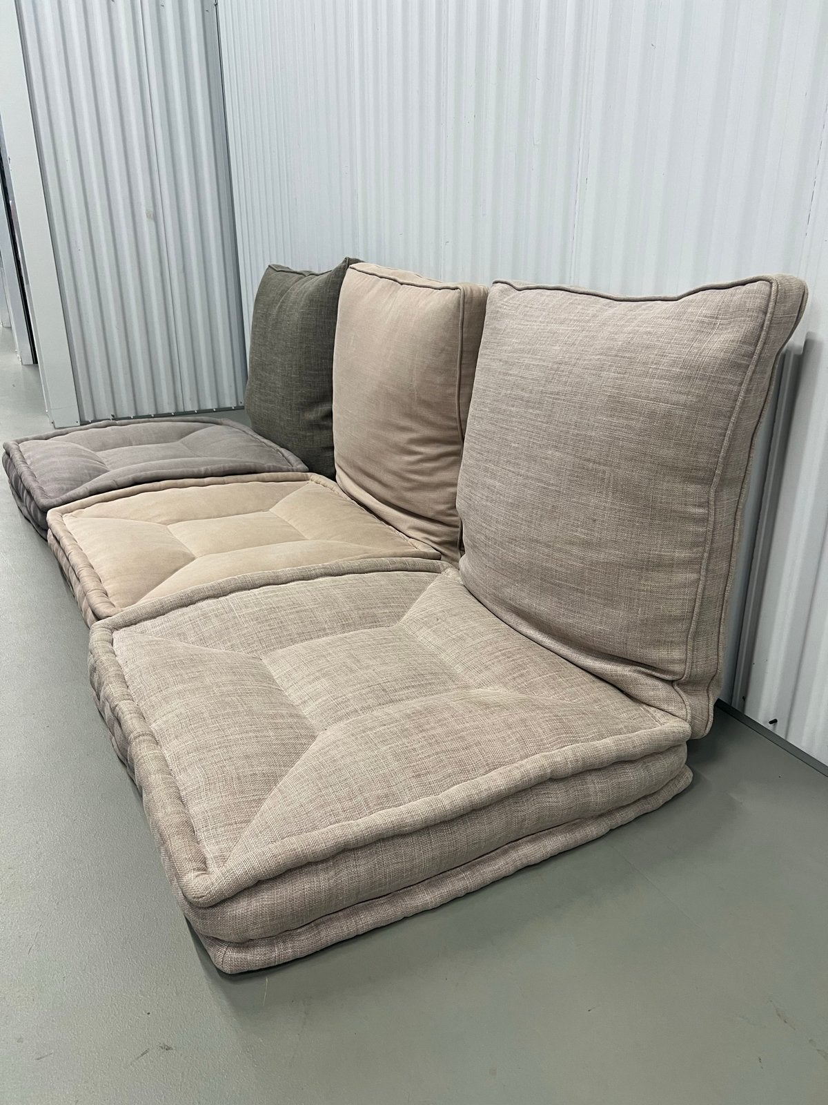 Coco-mat Takis 3-delige lounge zit- en rugkussenset, 70x70cm, Ophalen, Gebruikt, Grijs, Vierkant