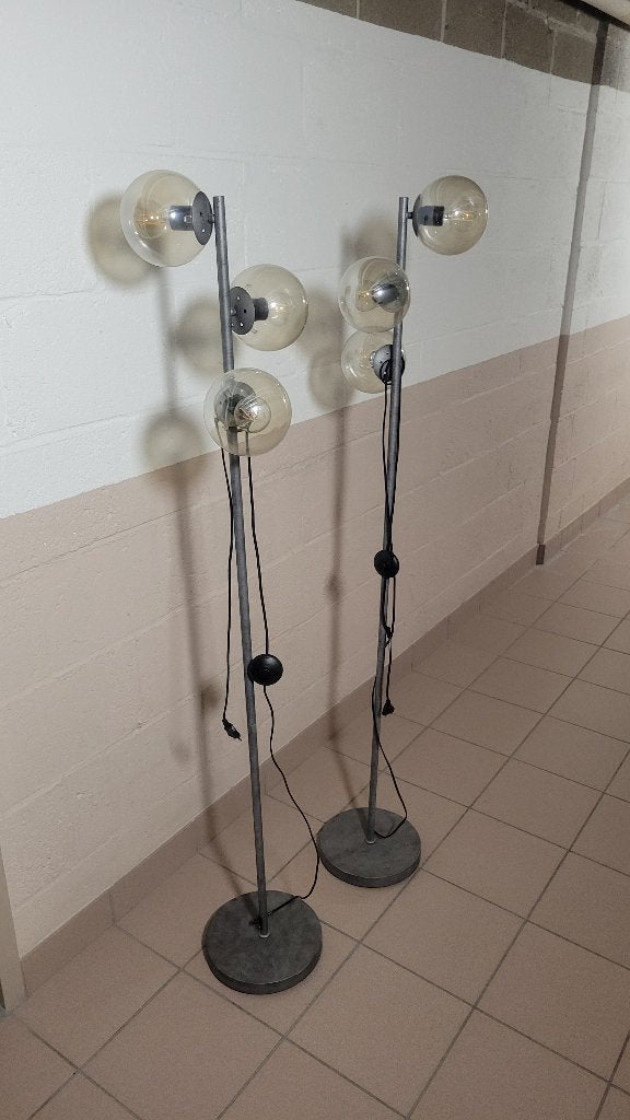 3-Globe Floor Lamps (Pair available), Huis en Inrichting, Ophalen, Industrial style lamp / loft chic, Zo goed als nieuw, Metaal