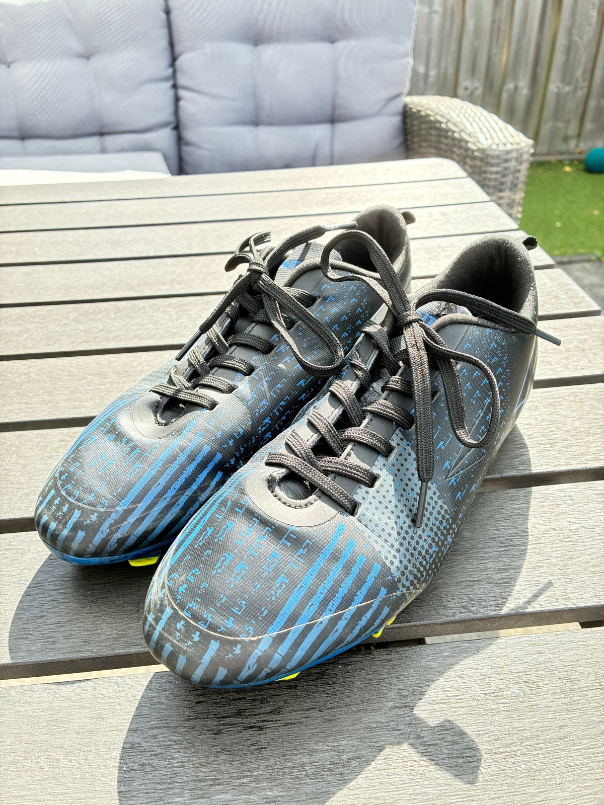 Gebruikte voetbalschoenen Dutchy, maat 38, Ophalen, Gebruikt, Schoenen