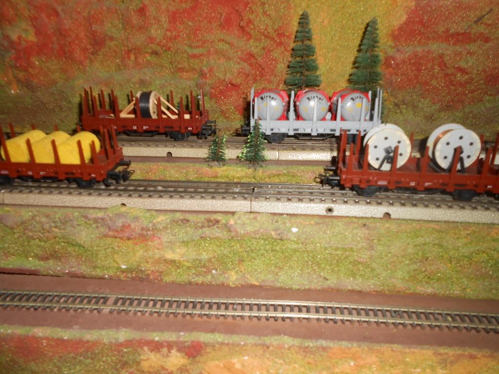 Märklin 4459 en ?, 4x rongenwagons elk met een aparte lading, Wisselstroom, Treinset, Ophalen of Verzenden, Zo goed als nieuw