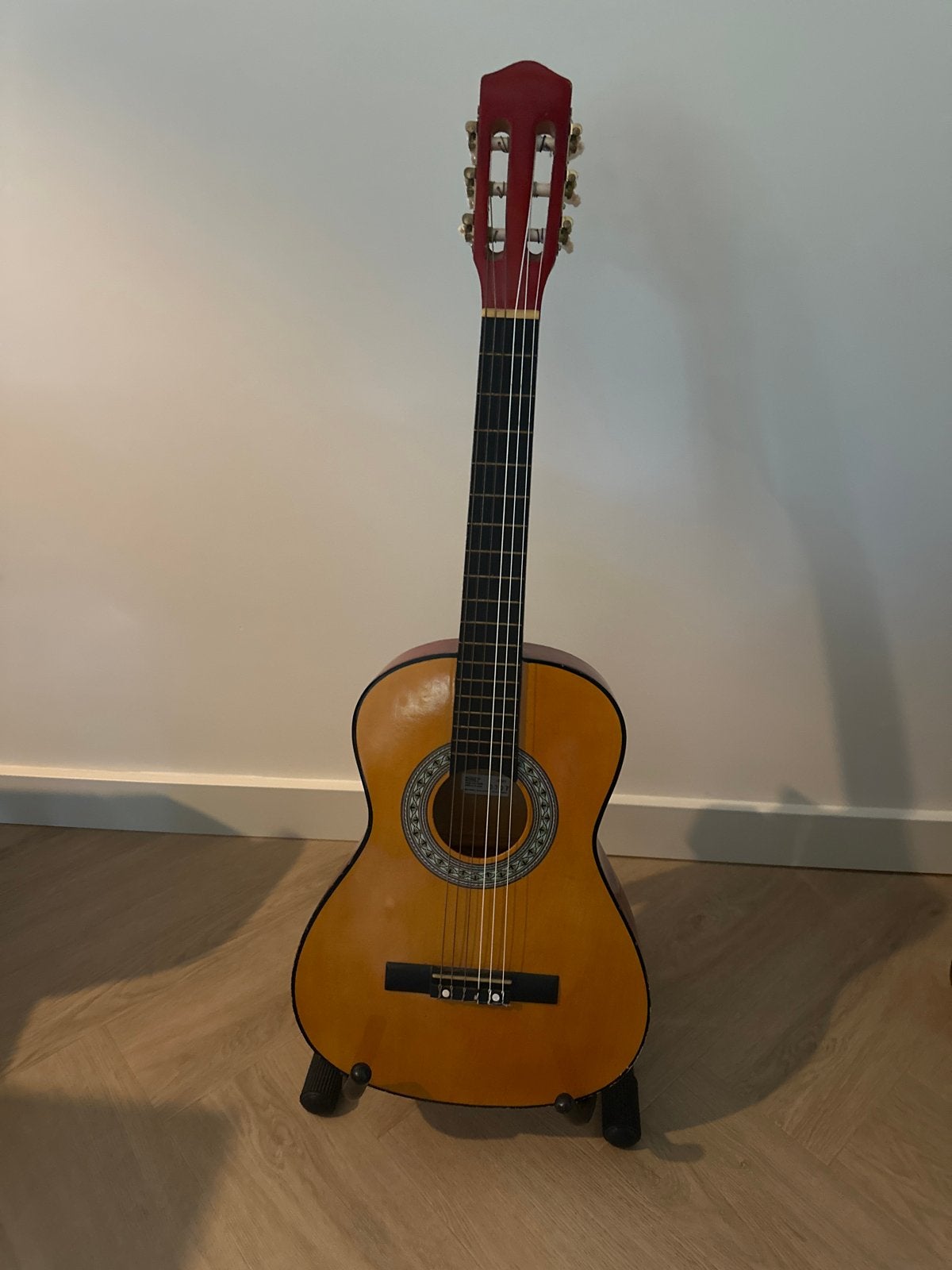 Klassieke gitaar met standaard en hoes, Ophalen, Gebruikt, Klassieke of Spaanse gitaar, Met koffer