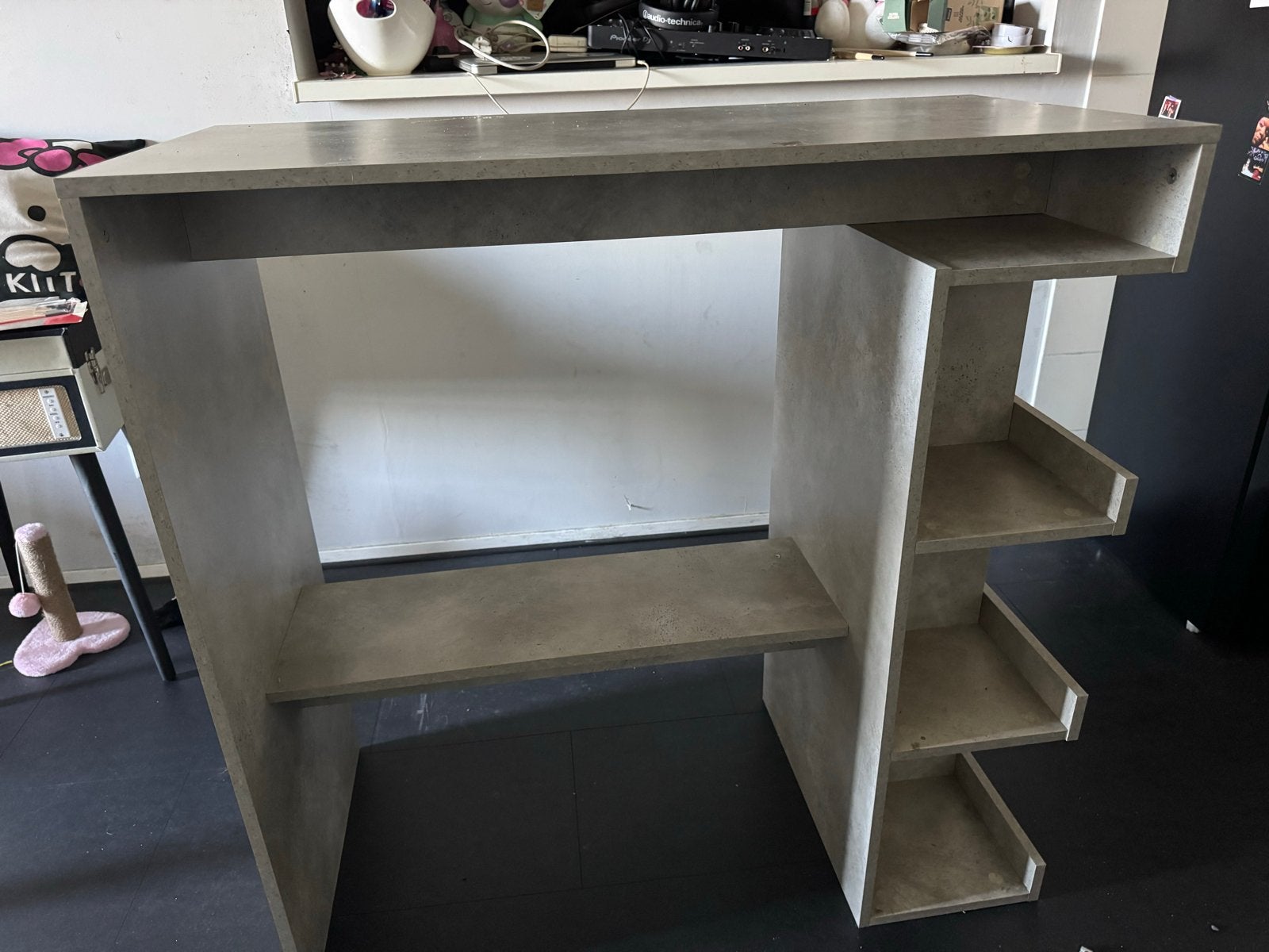 VANDAAG OPHALEN / bartafel met opbergruimte, Ophalen, Zo goed als nieuw