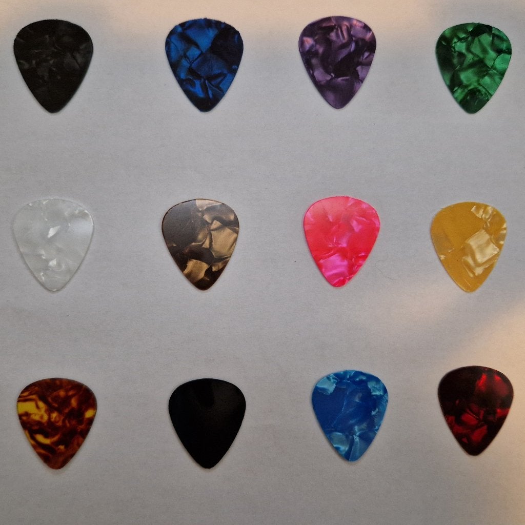 Plectrum sets (Vaste packs en custom packs), Muziek en Instrumenten, Instrumenten | Toebehoren, Ophalen of Verzenden, Zo goed als nieuw