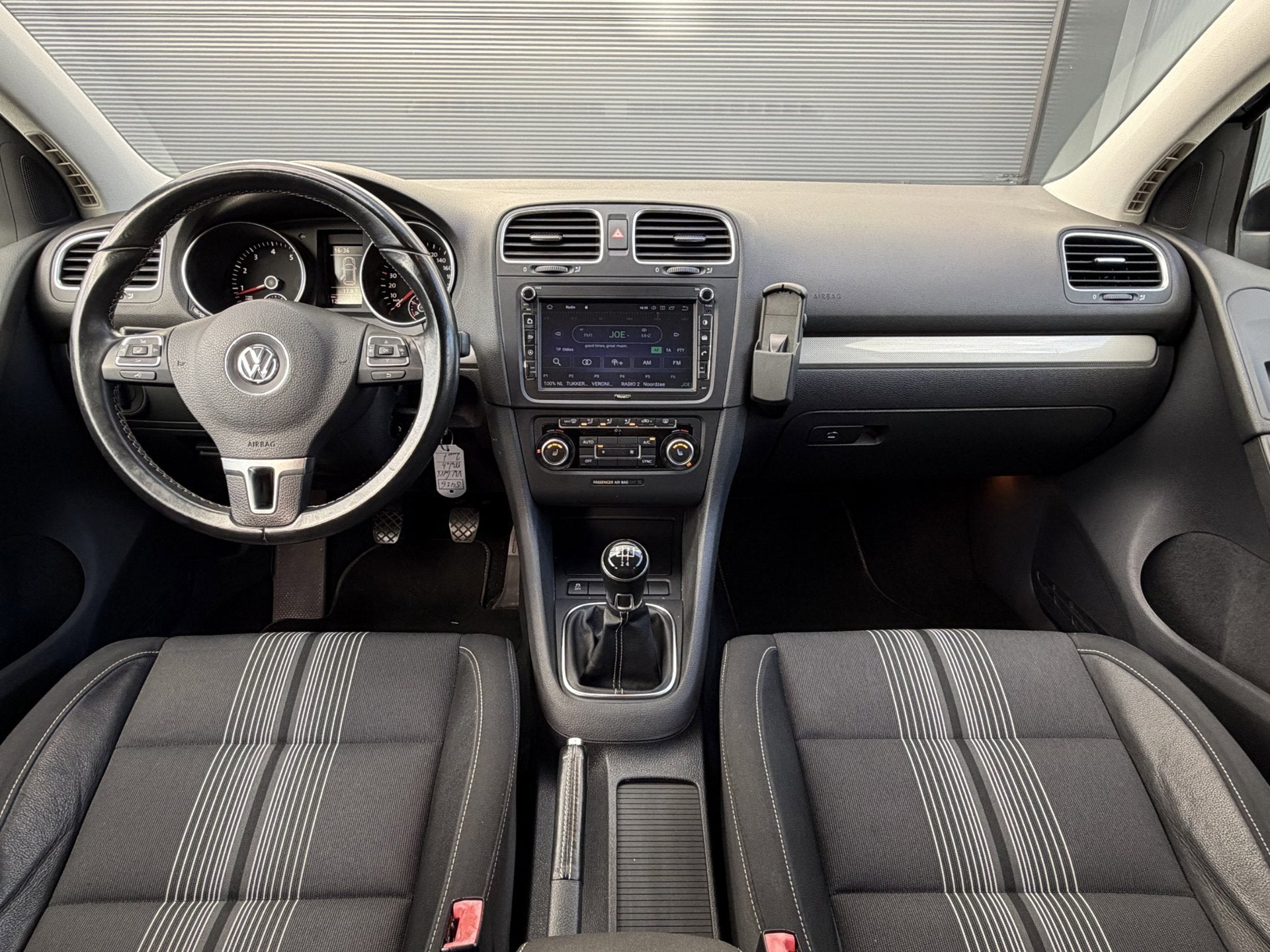 Volkswagen Golf 6 1.2 TSI Match | 2e eigenaar | Vol opties, Voorwielaandrijving, 86 pk, Gebruikt, Zwart