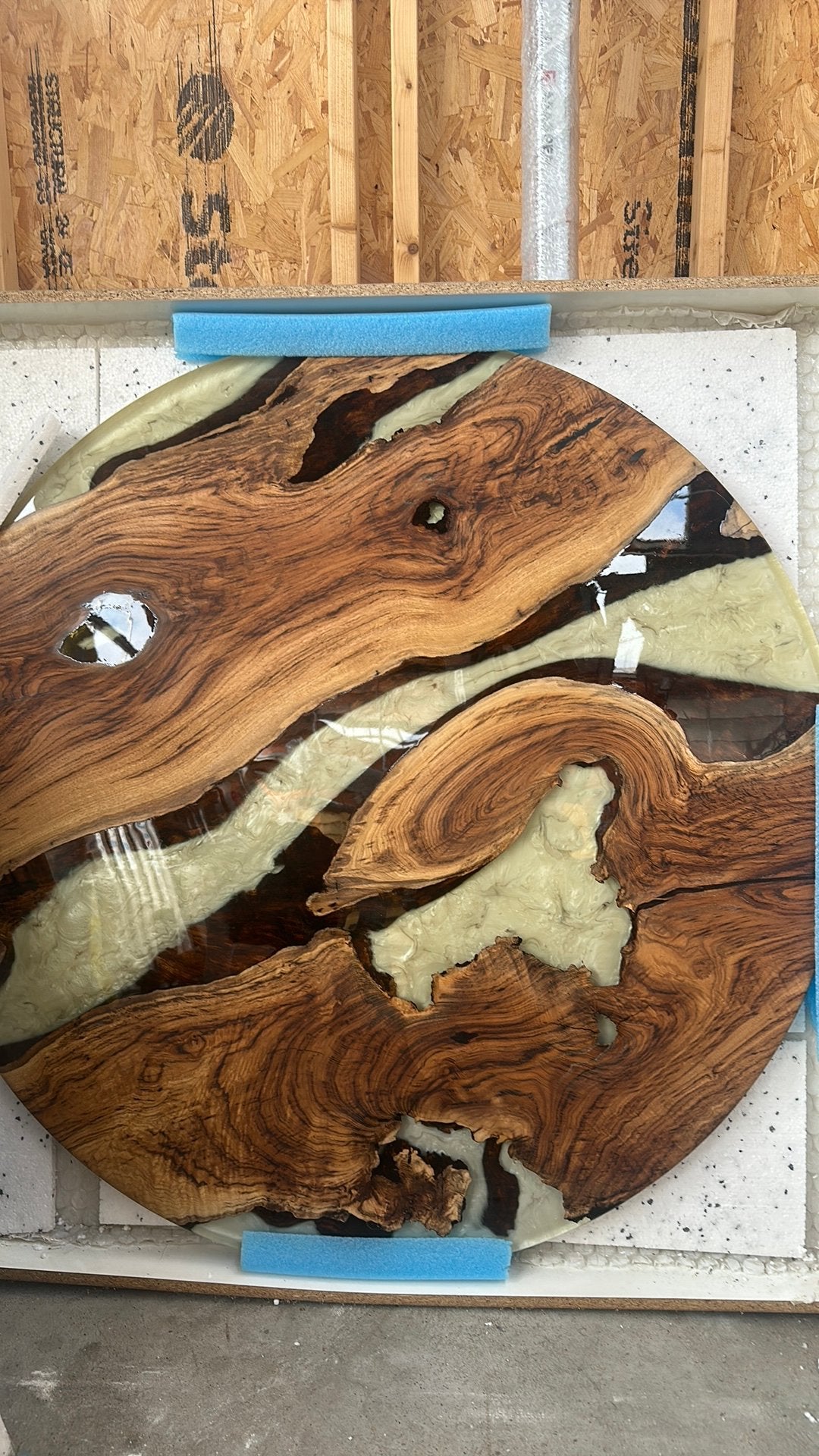 Epoxy tafel rond, Huis en Inrichting, Ophalen, Zo goed als nieuw, Rond, 100 tot 150 cm
