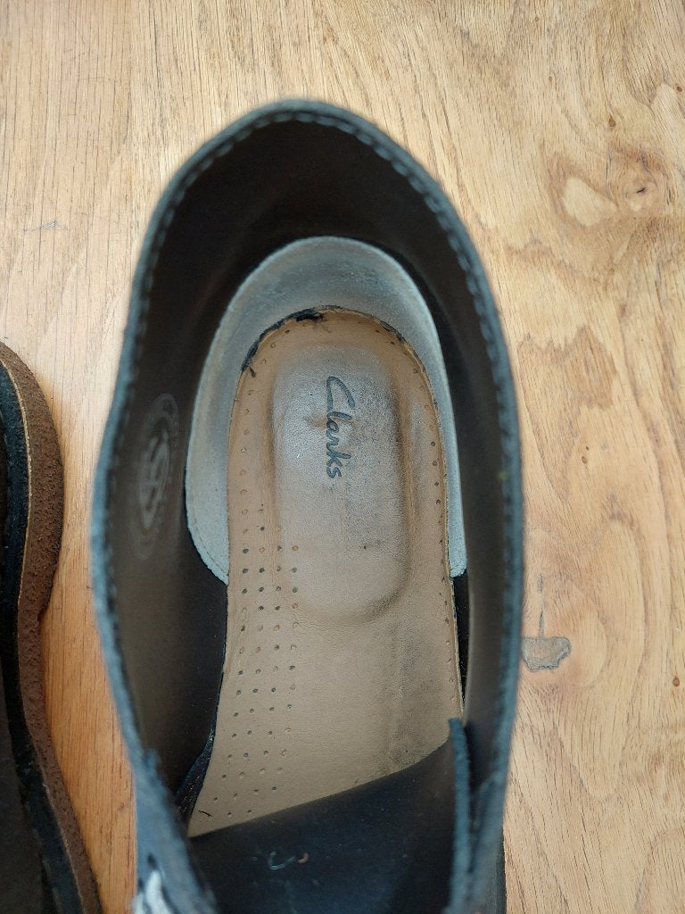 Clarks Desert Boots - Zwart suède, Kleding | Heren, Zwart, Boots, Clarks, Ophalen of Verzenden