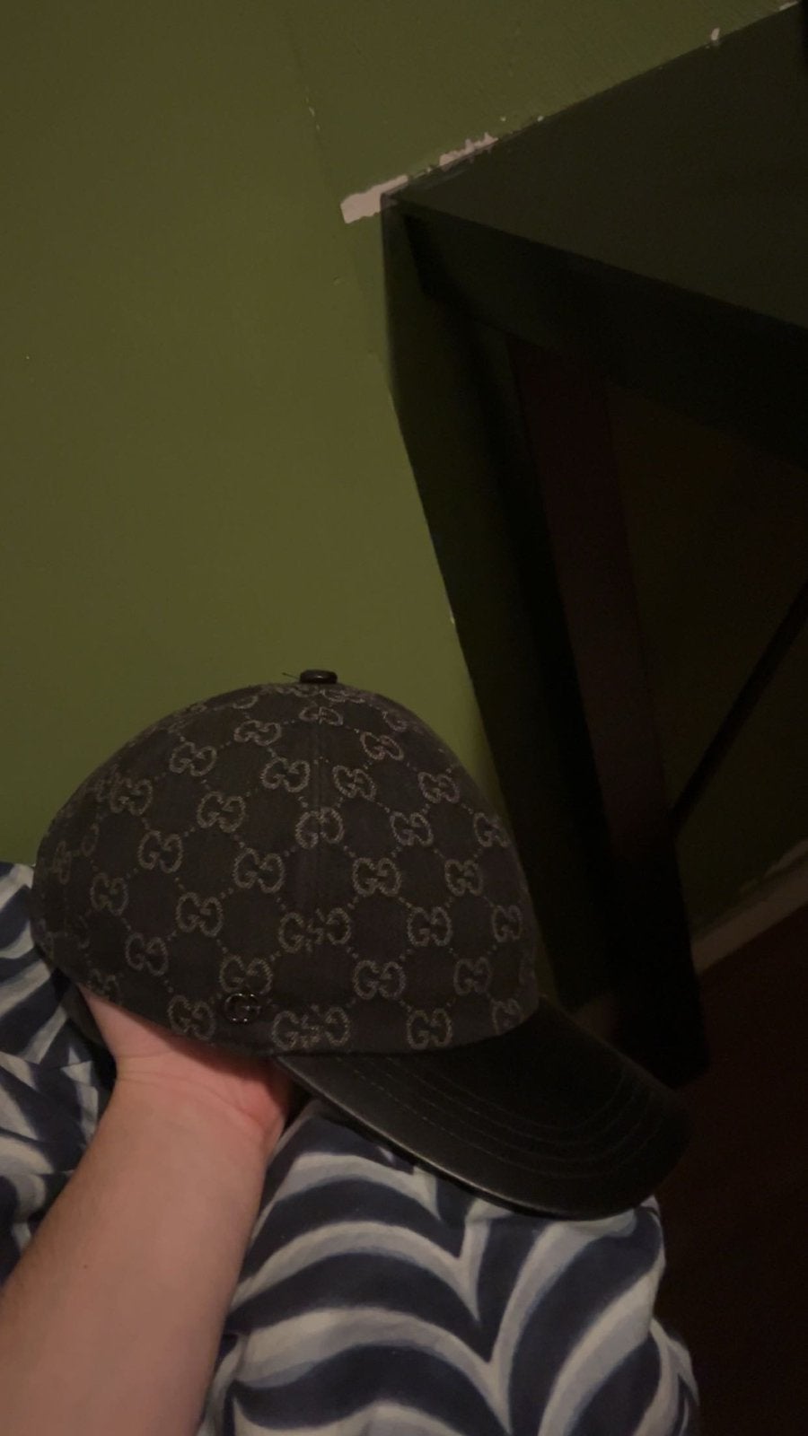 Gucci pet, Ophalen, Zo goed als nieuw