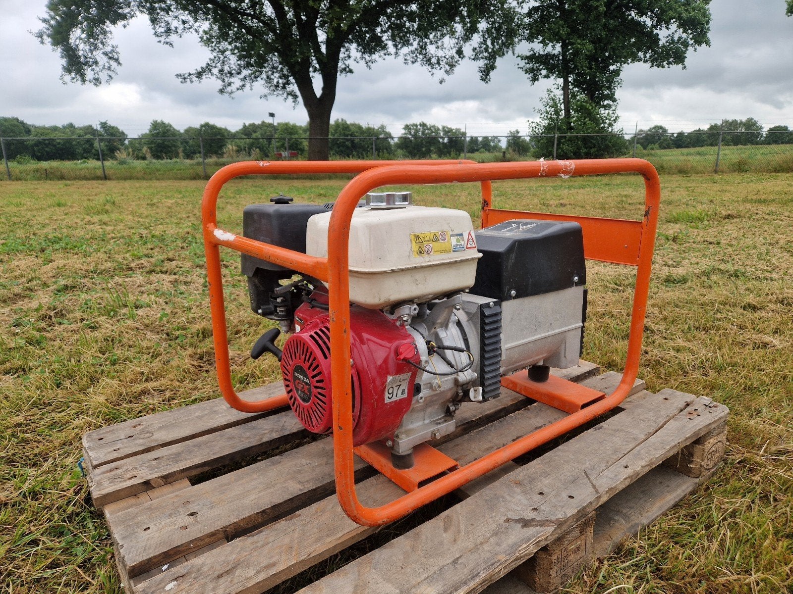 EUROPOWER EP6500 e-power Aggregaat kracht stroom generator, Gebruikt, Benzine, Ophalen of Verzenden, Geluidgedempt