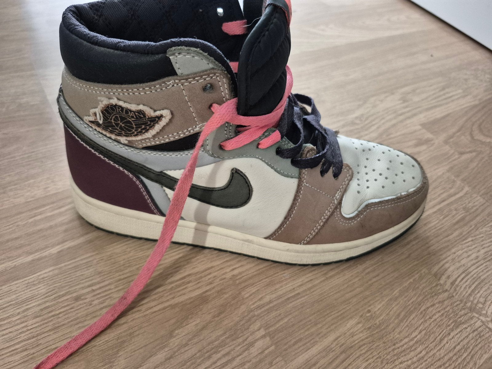 Nike Air Jordan 1 Retro High OG 'Dark Mocha' - Maat 41, Bruin, Nike, Ophalen of Verzenden, Sneakers of Gympen