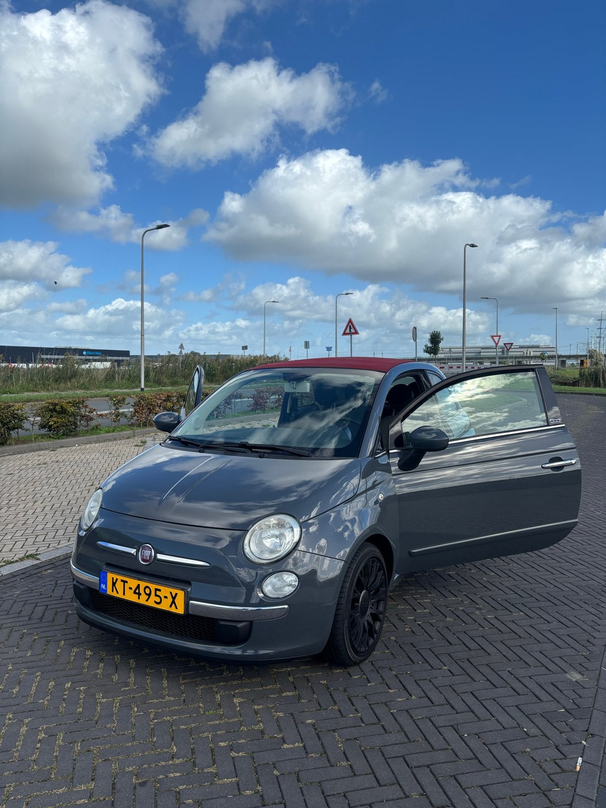 Fiat 500 Cabrio 0.9 TwinAir Turbo by Gucci automaat, Dealer onderhouden, 31 €/maand, Cabriolet, Leder en Stof