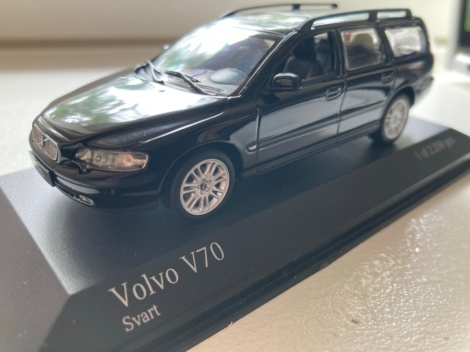 Minichamps Volvo V70 1/43 - Nieuw in doos, gelimiteerd!, Hobby en Vrije tijd, Modelauto's | 1:43, Ophalen, Nieuw, Auto, MiniChamps