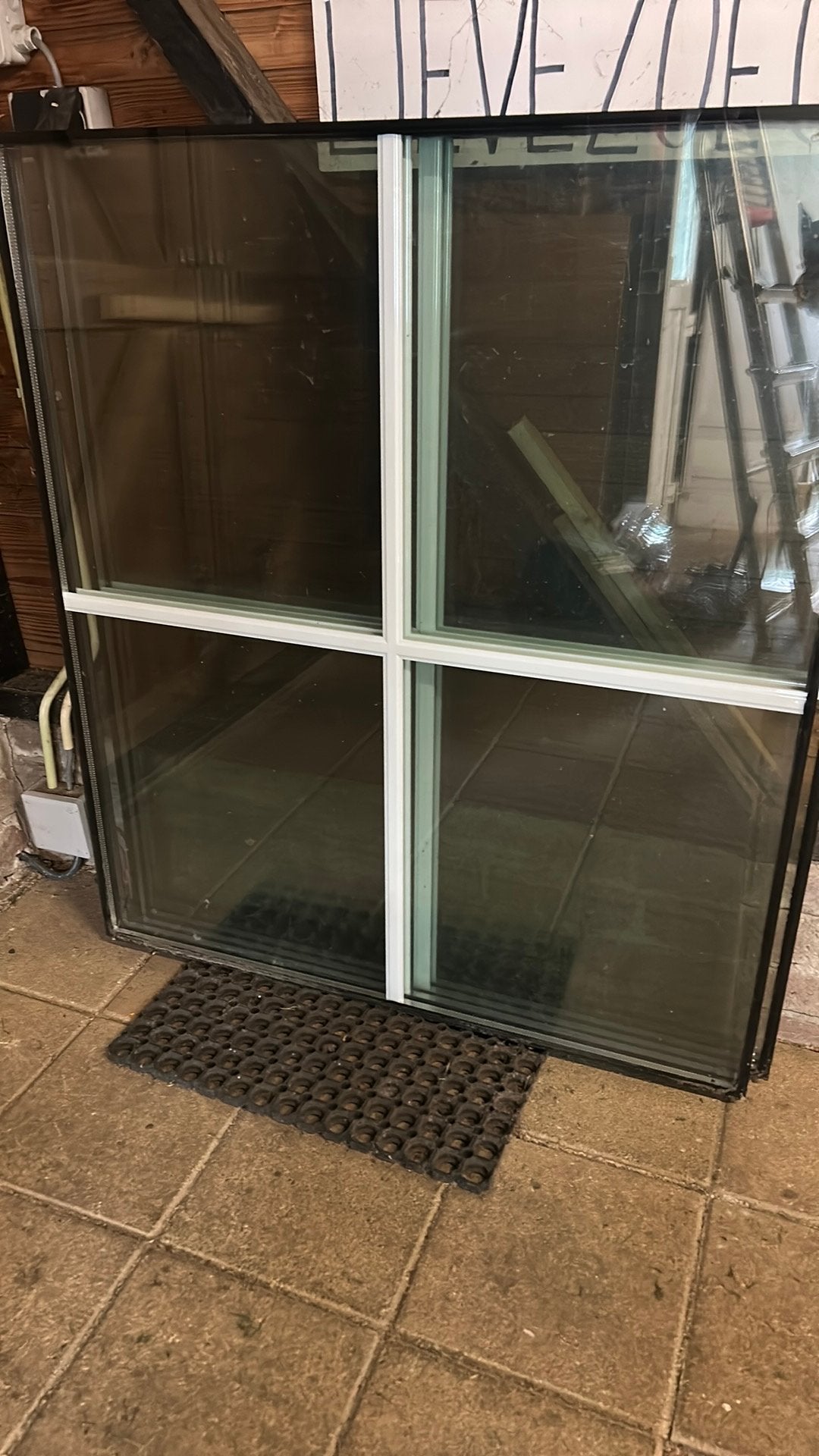 Dubbel glas met ingebouwde roede, Doe-het-zelf en Verbouw, Glas en Ramen, Ophalen, Glasplaat, 160 cm of meer
