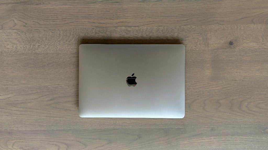 Foto 4 van MacBook Air M1 16GB RAM 256GB Space Gray - nette staat