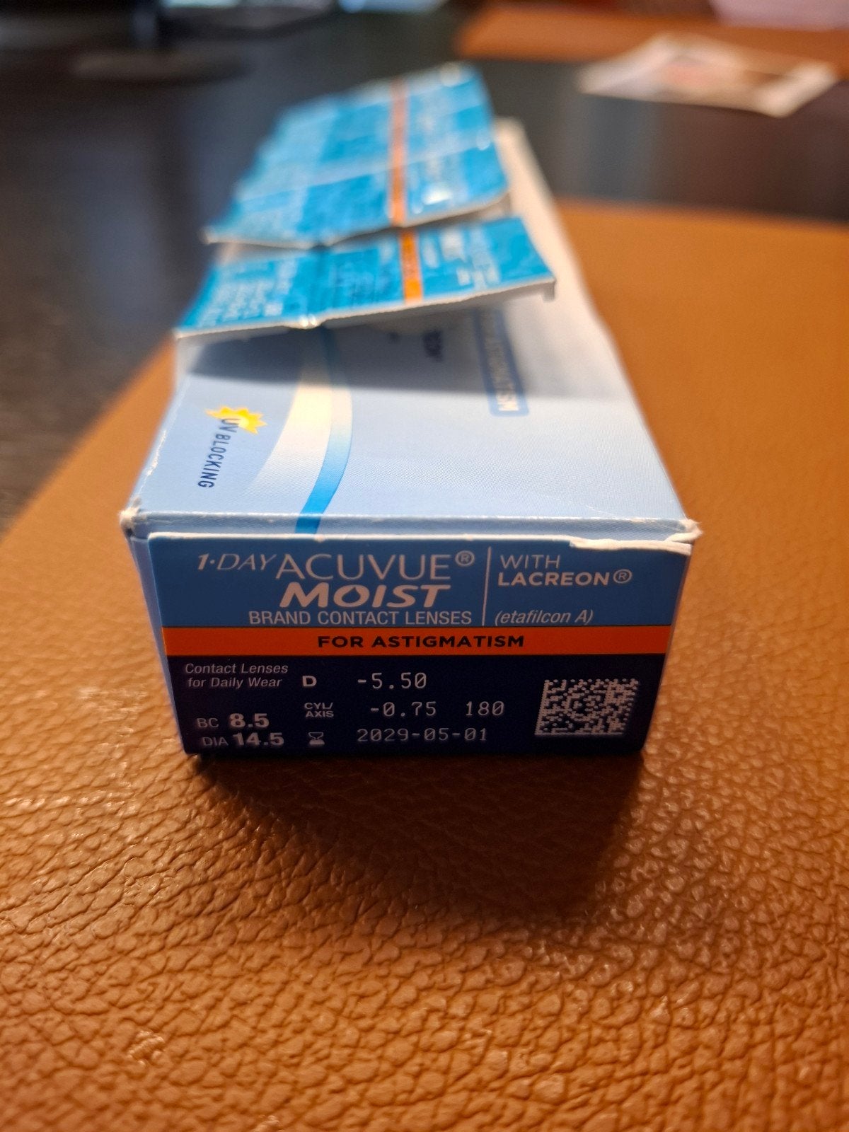 1-Day Acuvue Moist contactlenzen  +5,50 -0,75, Ophalen of Verzenden, Nieuw, Overige merken