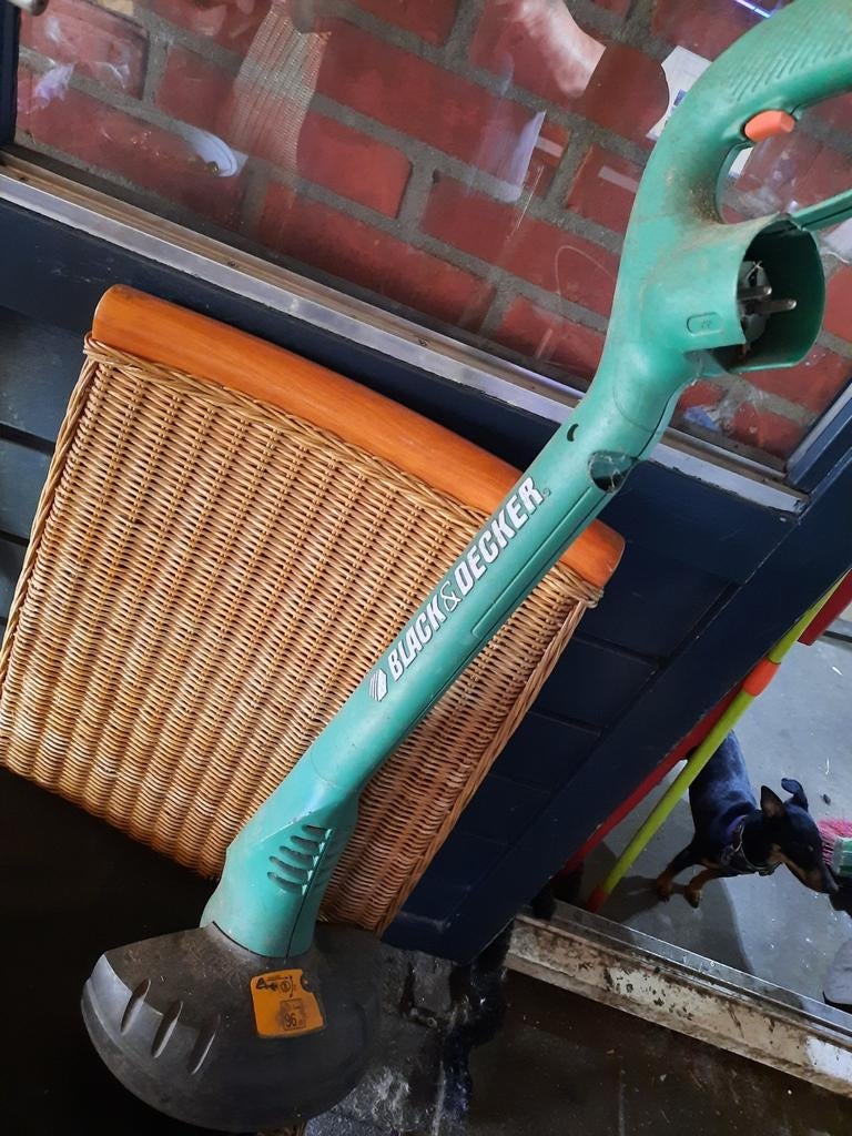 Gras trimmer, Ophalen, Elektrisch, Black en decker