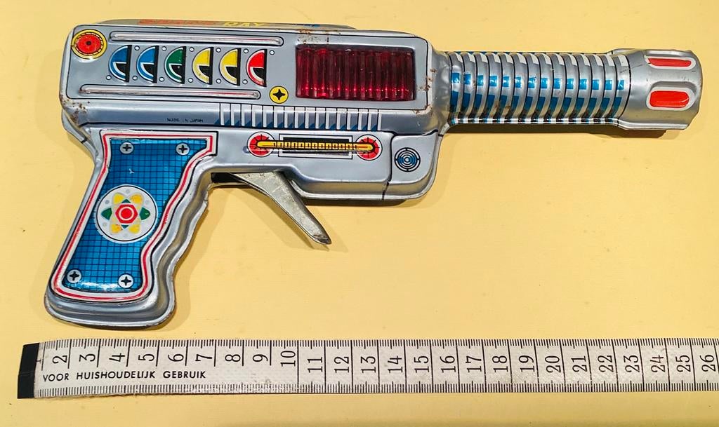 Vintage 1960’s blikken Space Ray Gun, Space geweer,Japan, Antiek en Kunst, Antiek | Speelgoed, Ophalen