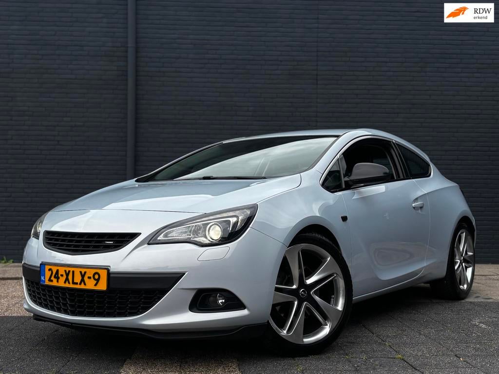 Opel Astra GTC Turbo Sport | 20” | Xenon | Cruise, Euro 5, Gebruikt, 4 cilinders, Parkeersensor