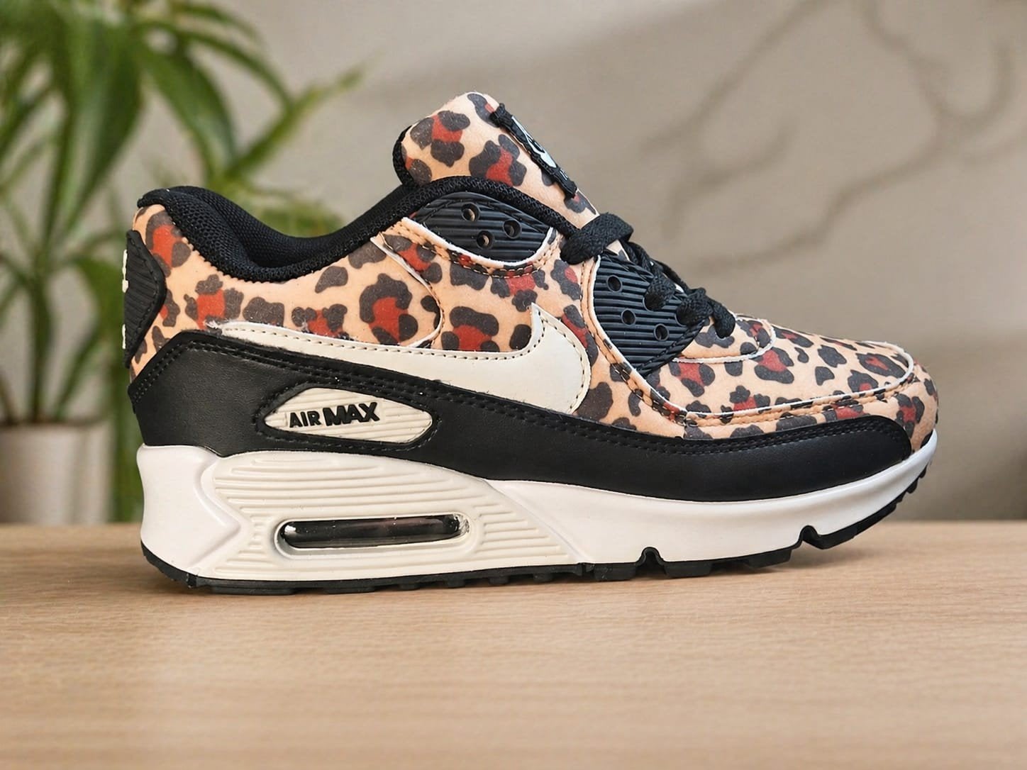 maat 38, Kleding | Dames, Schoenen, Ophalen of Verzenden, Zo goed als nieuw, Zwart, Sneakers of Gympen