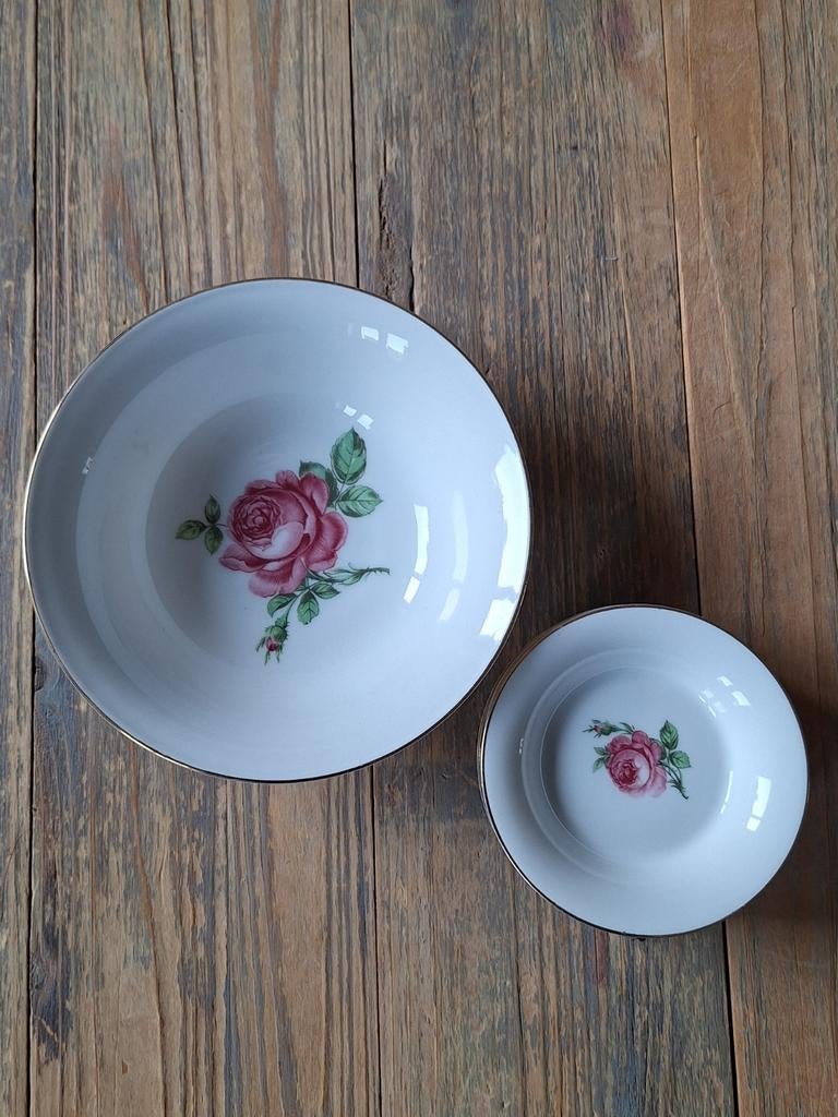 Schaaltje 4.5cm diep en 4 kleine schaaltjes van Tirschenreut, Ophalen of Verzenden
