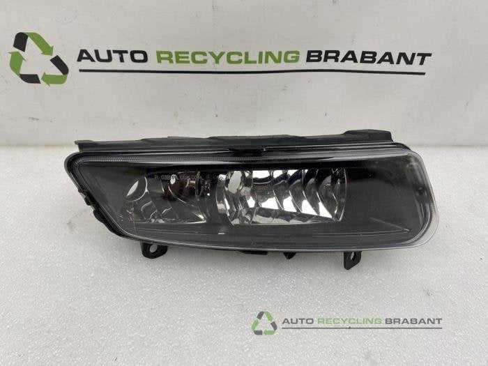 Mistlamp rechts-voor van een Volkswagen Polo, Gebruikt, -, -, Ophalen of Verzenden