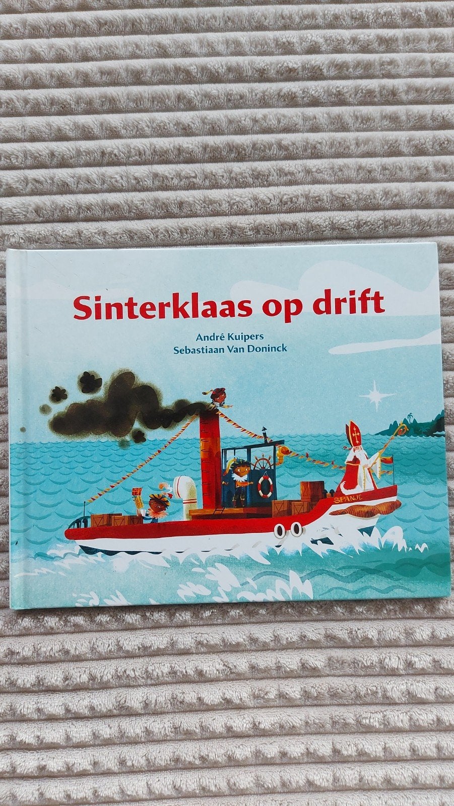 Sinterklaas op drift - André Kuipers & Sebastiaan Van Doninc, Ophalen of Verzenden, Zo goed als nieuw
