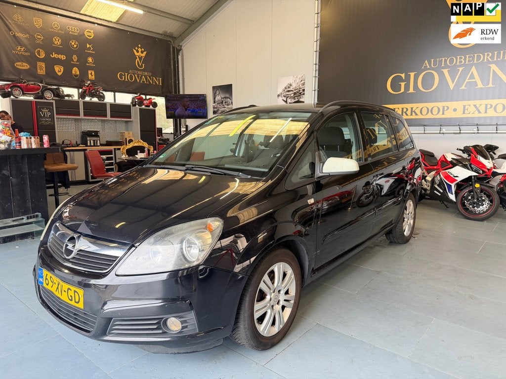 Opel Zafira 1.8 Temptation inruil mogelijk, Auto's, Gebruikt, 4 cilinders, Zwart, Origineel Nederlands