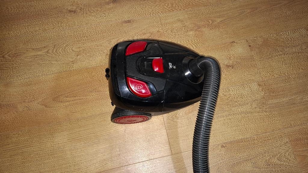 Used vacuum cleaner, Witgoed en Apparatuur, Stofzuigers, Ophalen of Verzenden, Gebruikt, Stofzak, Minder dan 1200 watt