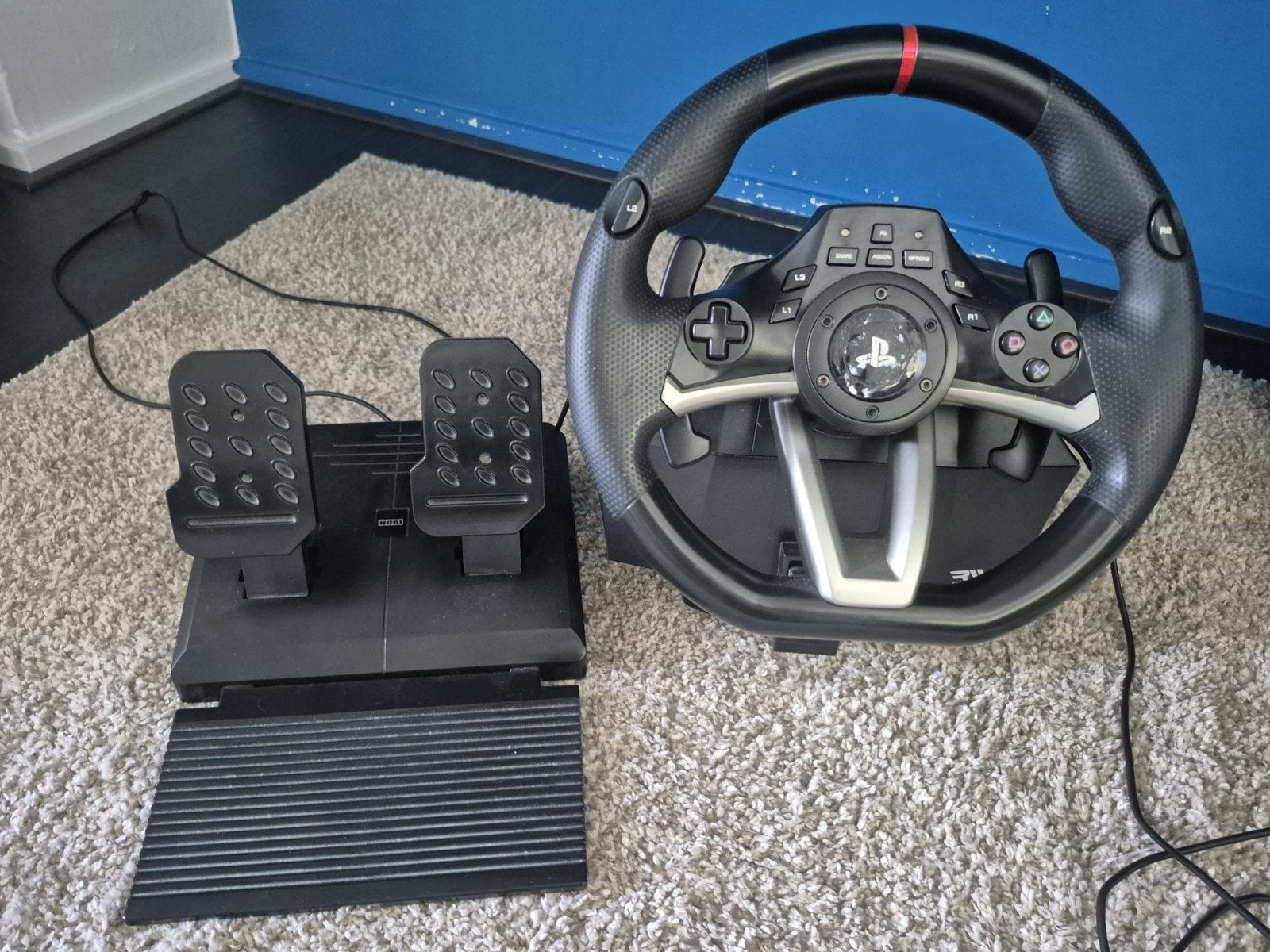 Hori Racestuur en Pedalen voor pc/PlayStation, Spelcomputers en Games, Spelcomputers | Overige Accessoires, Racestuur, Gebruikt