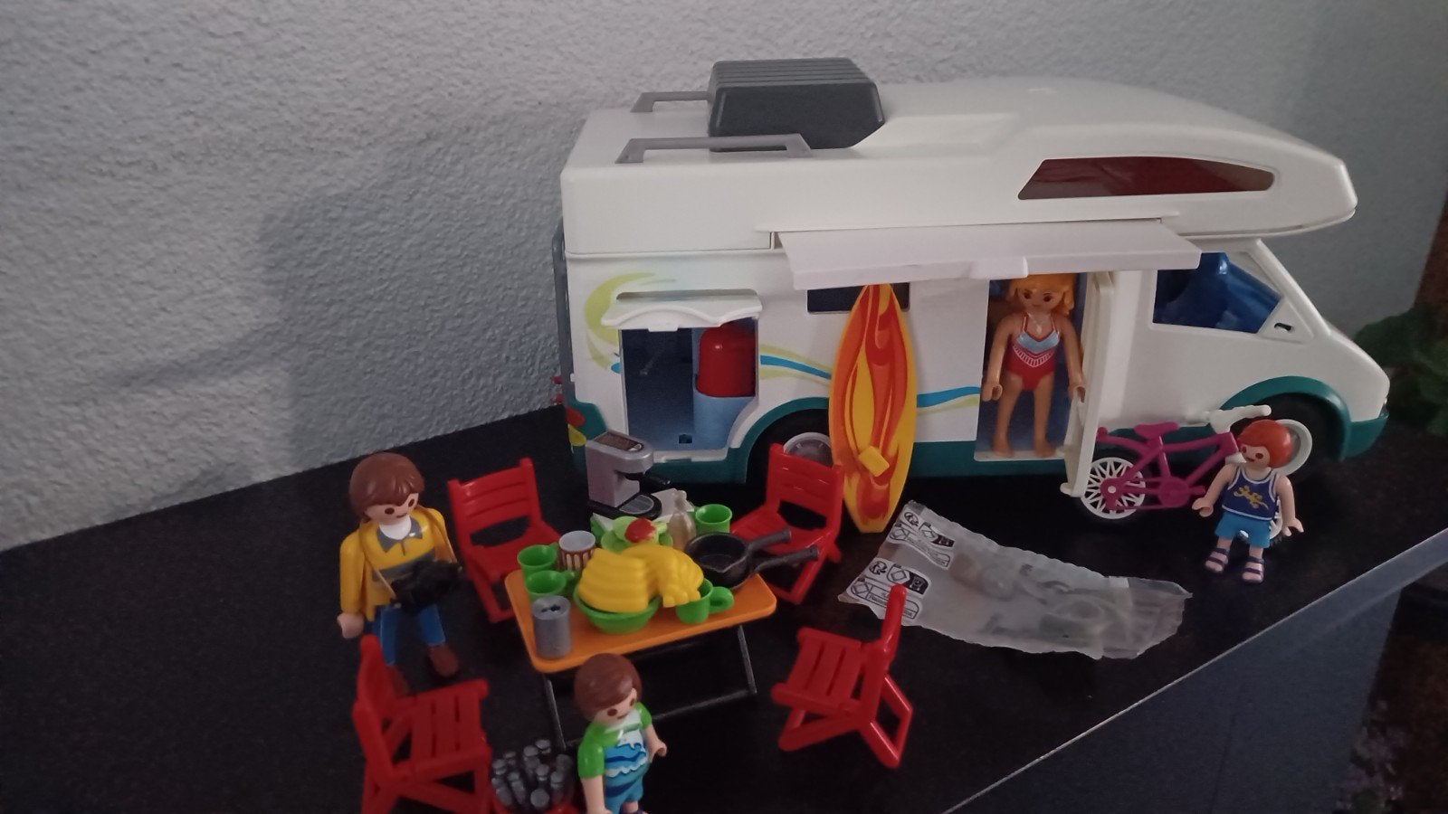 playmobil 6671 camper / grote kampeerauto, Ophalen of Verzenden, Gebruikt, Voertuig