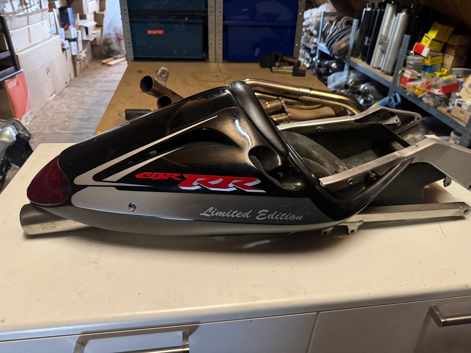 Bos uitlaat voor cbr900rr 2000/2001 uitlaat bovenlangs, Ophalen of Verzenden