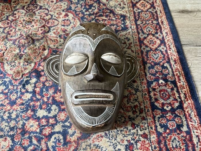 Houten Masker van het Chokwe-volk, Angola, Congo., Hout, Afrika, Masker, Handgemaakt