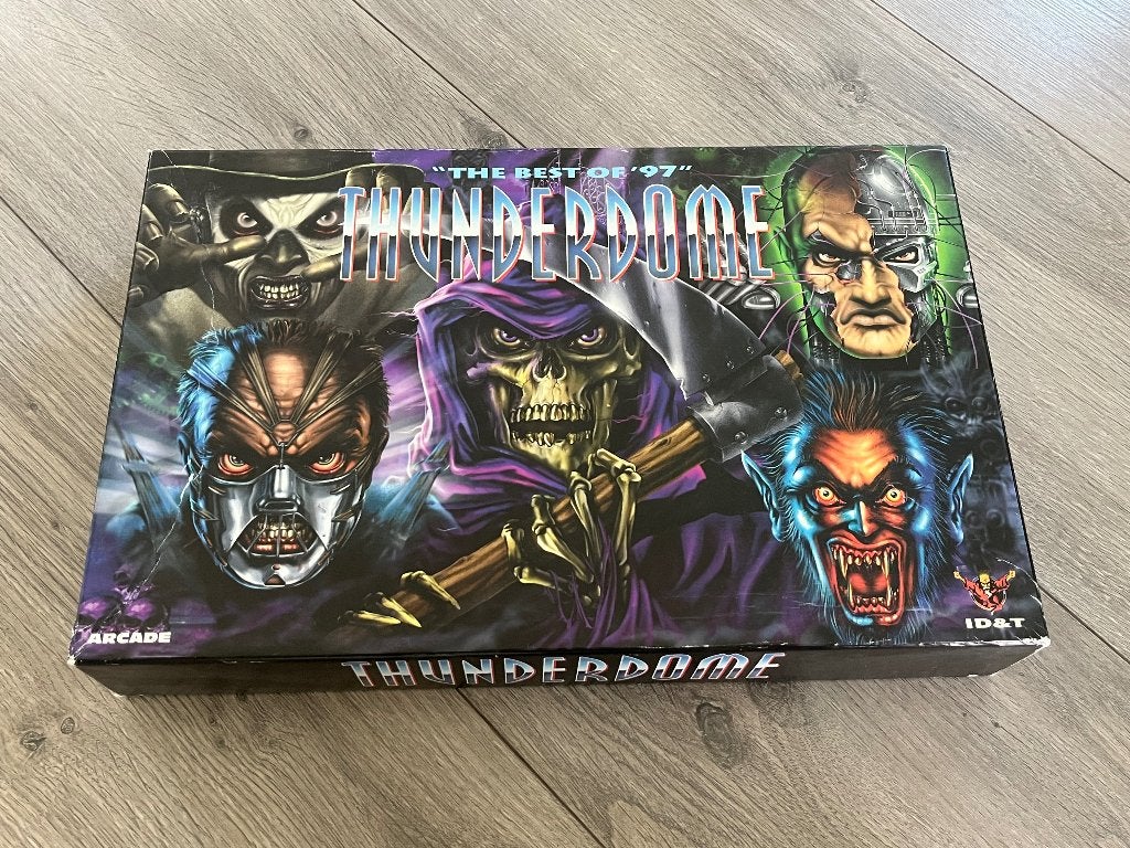 Thunderdome best of ‘97 (box), Ophalen, Gebruikt, Cd of Plaat