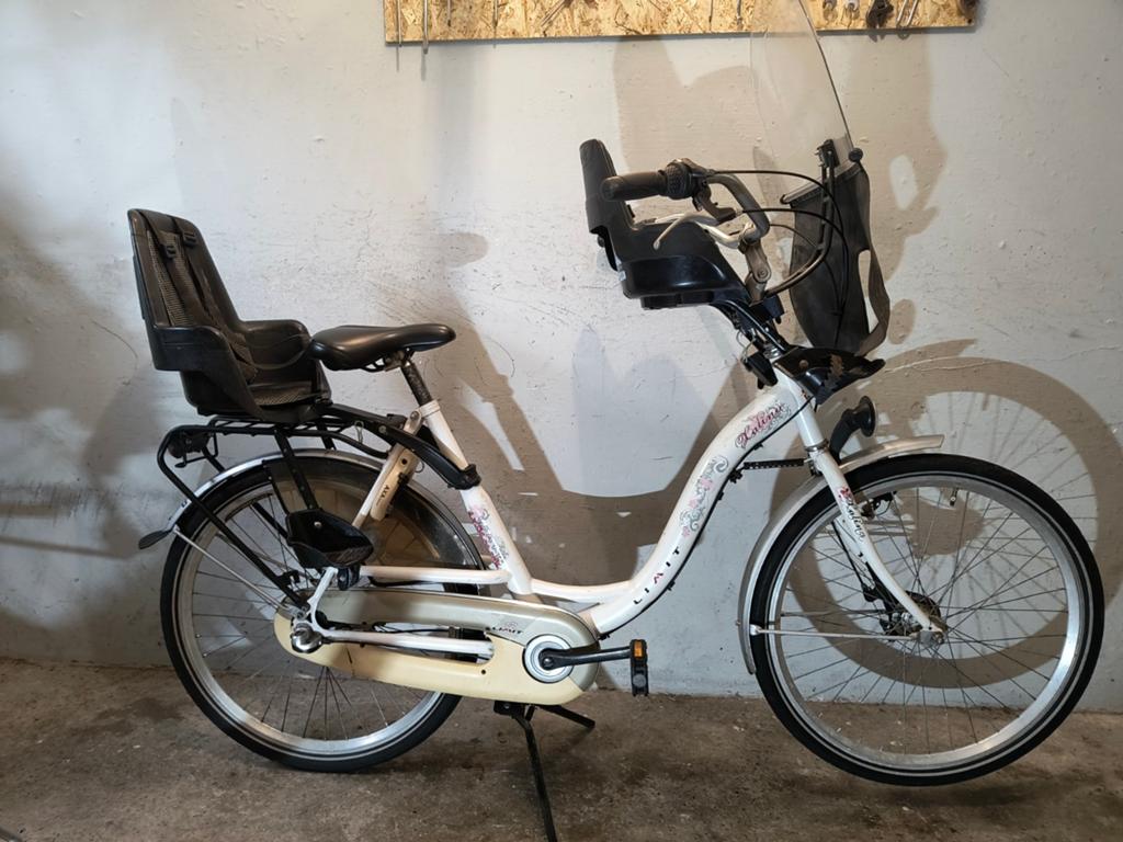 Moederfiets mamafiets lage instap damesfiets Limit 26inch, Fietsen en Brommers, 2 zitjes, 53 tot 56 cm, Versnellingen, Zo goed als nieuw