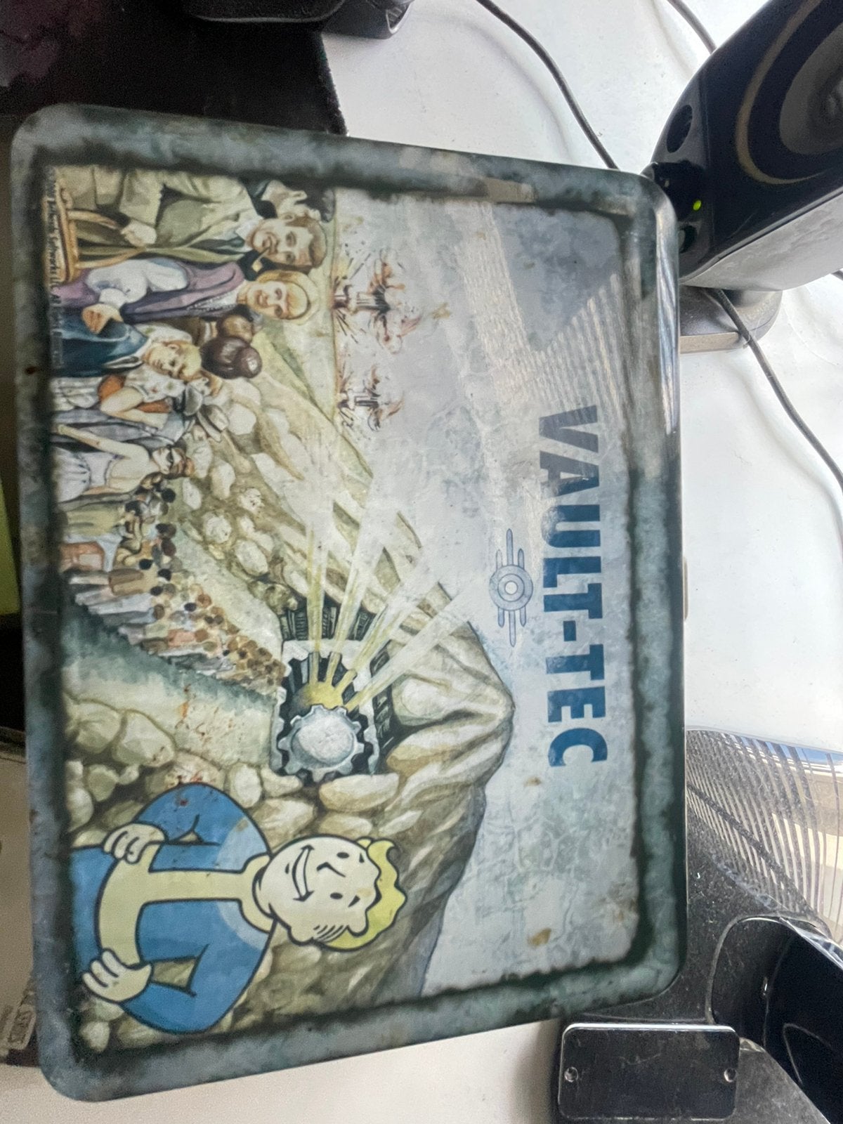 Orginele vault tech lunchbox ., Verzamelen, Ophalen, Zo goed als nieuw, Overige