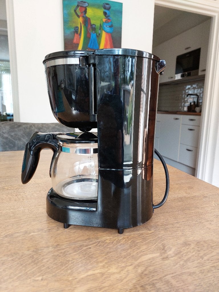 Te koop Tefal Filterkoffiezetapparaat - 0.6L, 6 kopjes, Witgoed en Apparatuur, Ophalen of Verzenden, Zo goed als nieuw, Koffiemachine