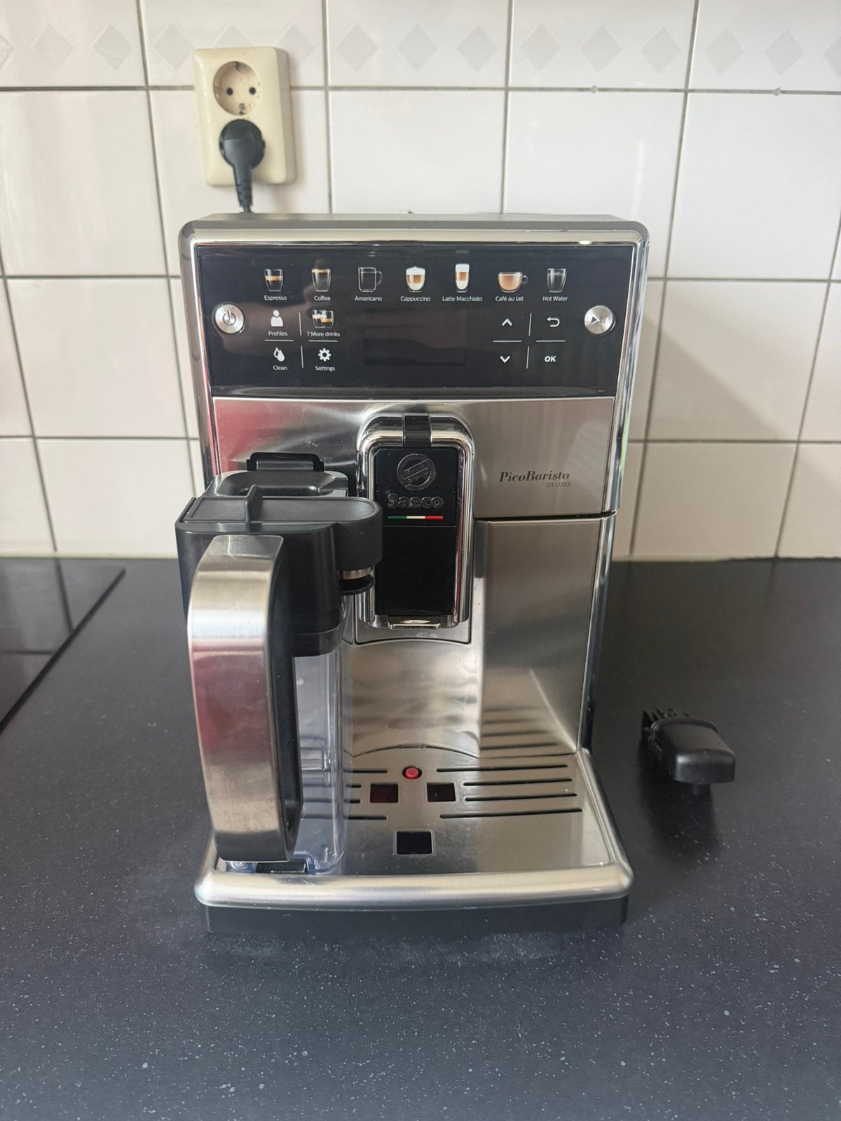 Saeco PicoBaristo Deluxe Koffiemachine, 10 kopjes of meer, Ophalen, Zo goed als nieuw, Koffiemachine