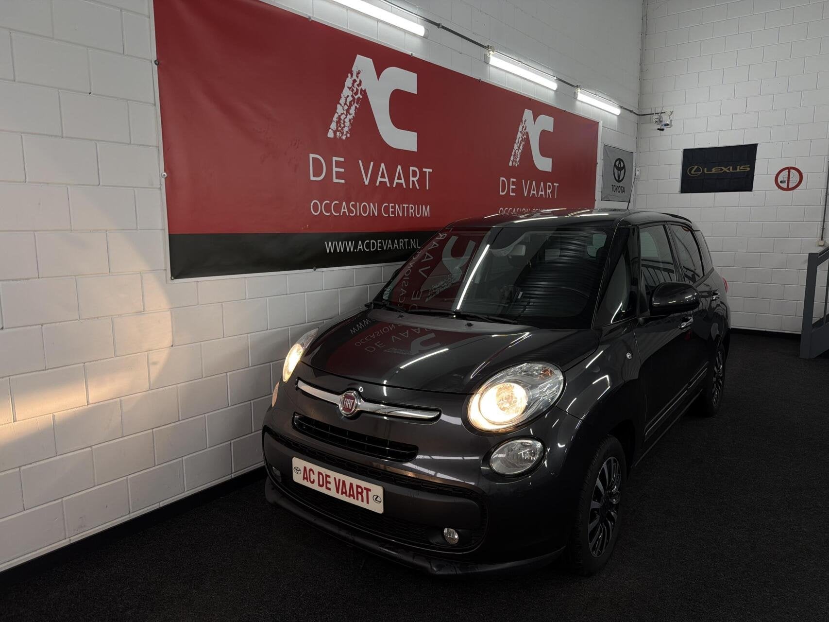 Fiat 500 L Living 1.4 T-Jet - 1EIGENAAR/NAVI/CLIMA/PDC/NAP, Auto's, Voorwielaandrijving, 15 km/l, 4 cilinders, 400 kg