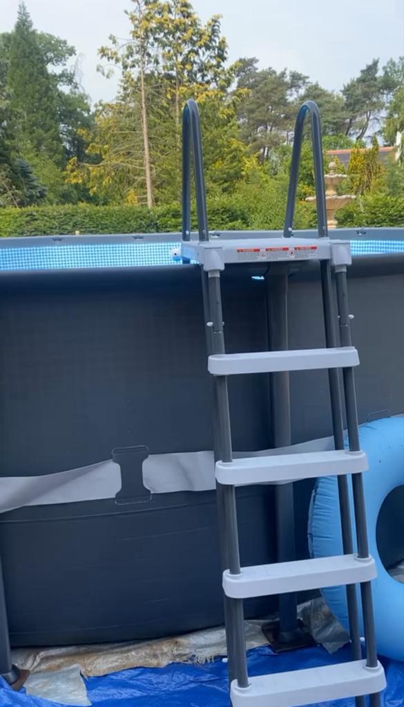 Intex Ultra XTR Rond Zwembad 549 x 132 - Compleet Set, Rond, 300 cm of meer, Zo goed als nieuw, Ophalen