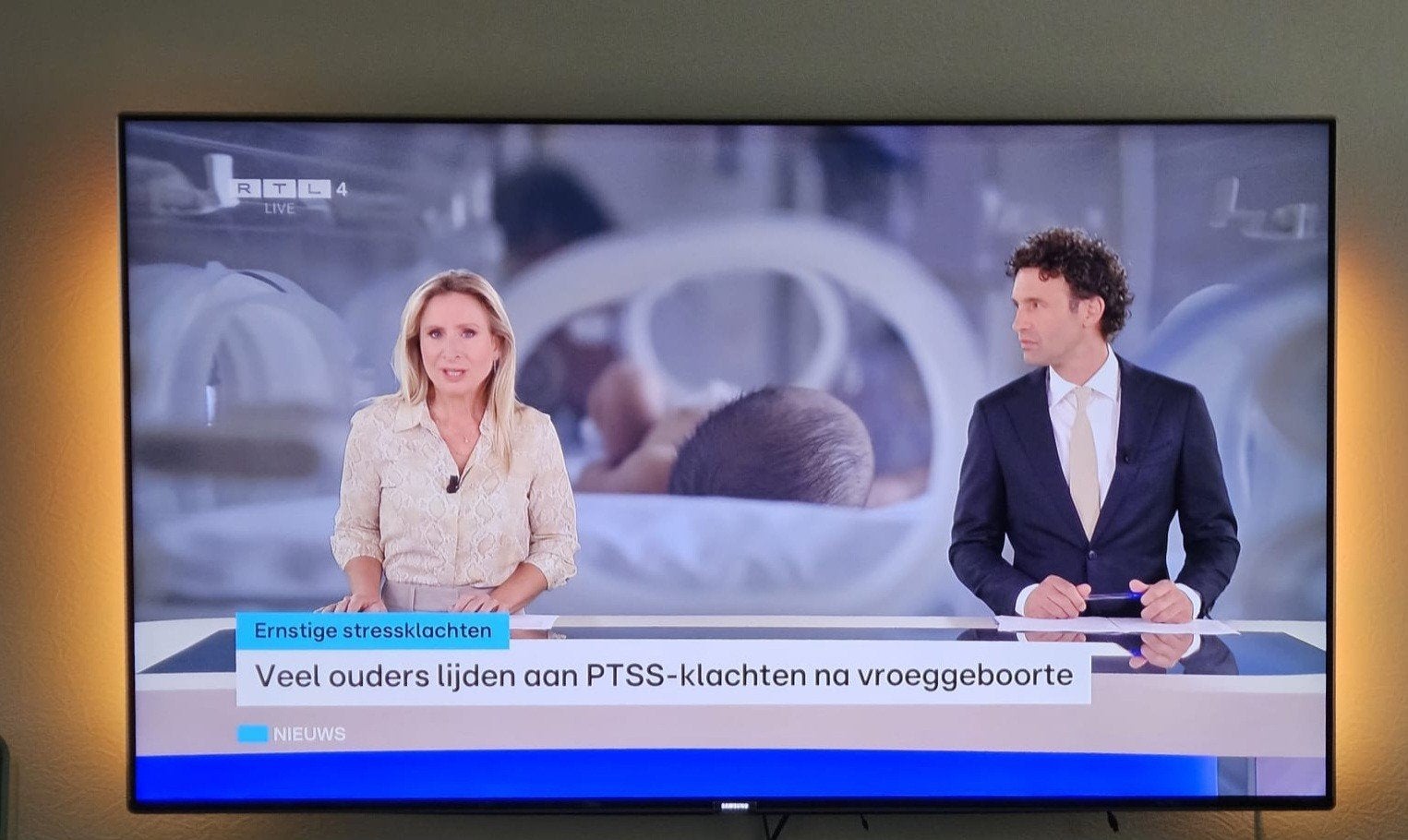Samsung UE55KS8000 4K Smart TV met LED strips, Ophalen, 50 Hz, Samsung, 100 cm of meer