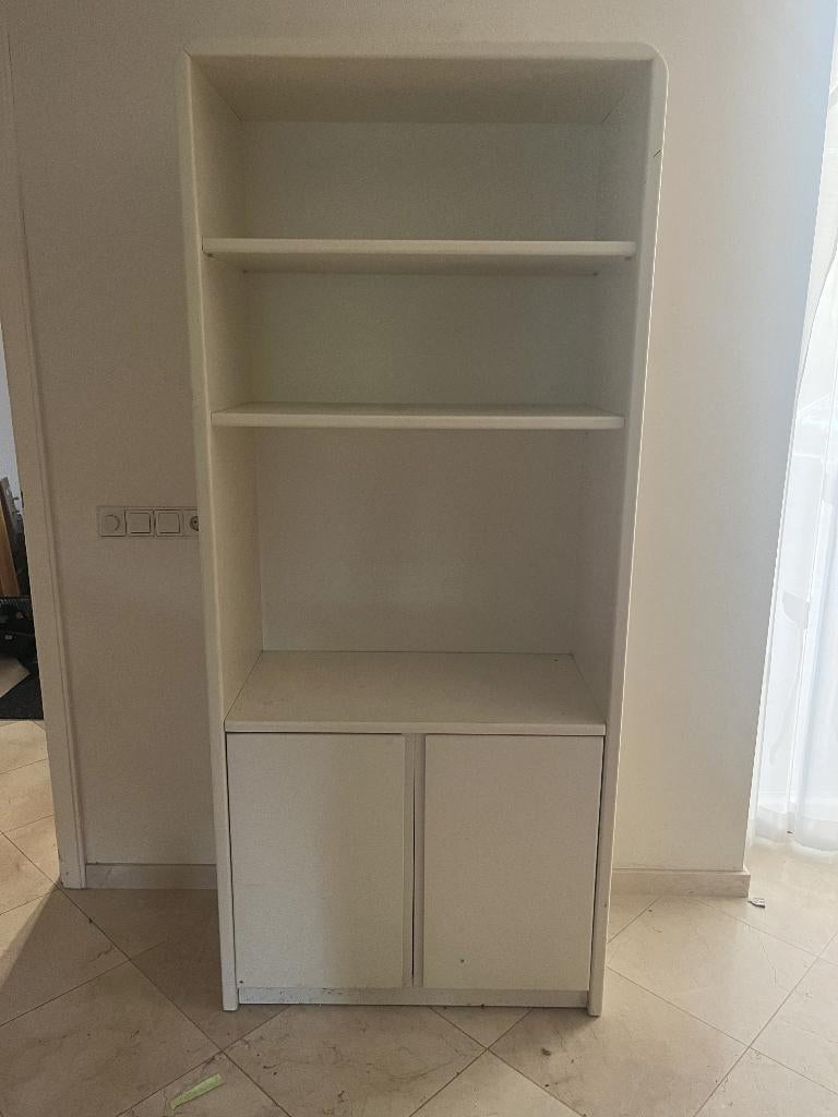 Massief houten kast, Ophalen