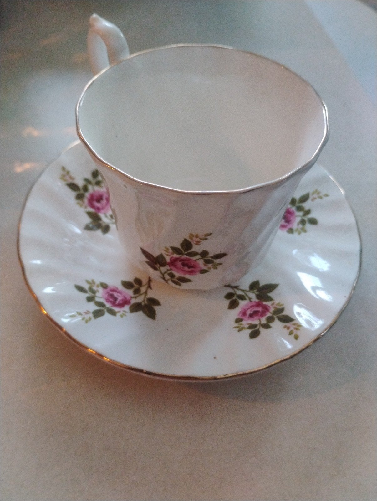 Antiek Royal Kendal Theekopje - Fijn Bone China 1985, Antiek en Kunst, Ophalen of Verzenden