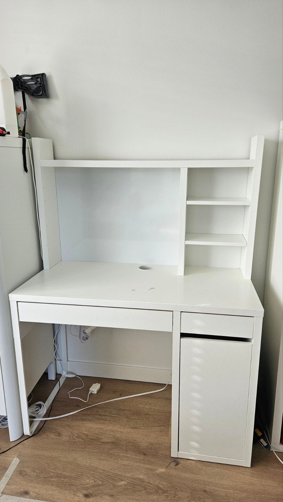 IKEA Micke Bureau met Opzetstuk - Wit, Ophalen, Gebruikt, IKEA, Wit