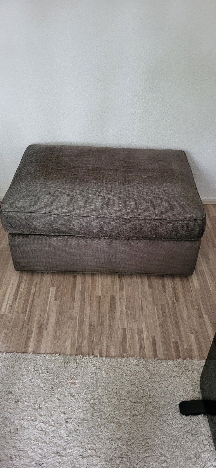 IKEA KIVIK Hocker/Voetenbank met opbergruimte, Huis en Inrichting, Banken | Voetenbanken en Poefen, Ophalen, Gebruikt, 75 tot 100 cm