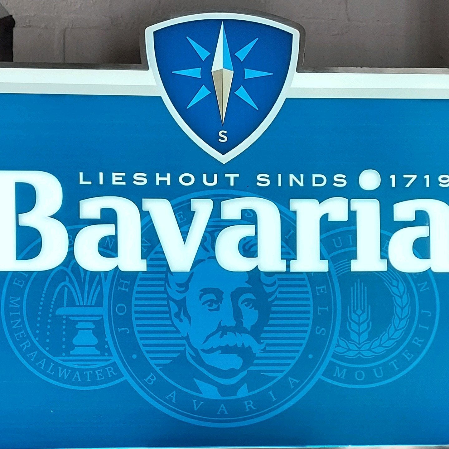 Bavaria Lichtbak - Hangend Reclamebord, Ophalen, Gebruikt, Lichtbak of (neon) lamp