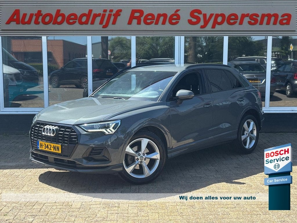 Audi Q3 35 TFSI Pro Line | Stoelverwarming | Dodehoek Detect, Auto's, Stof, 4 cilinders, 150 pk, Bedrijf