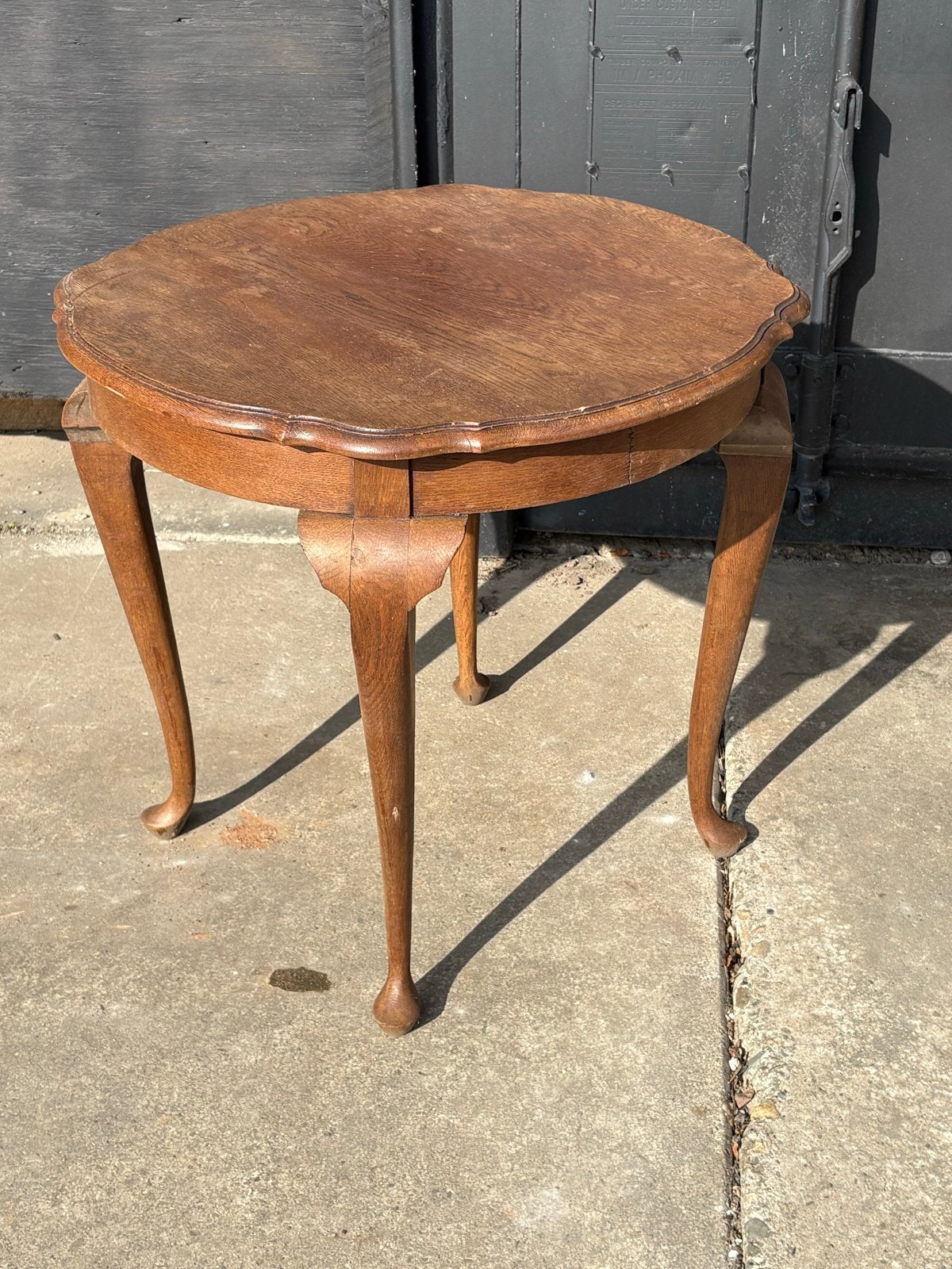 Oud vintage rond bijzettafeltje, Ophalen