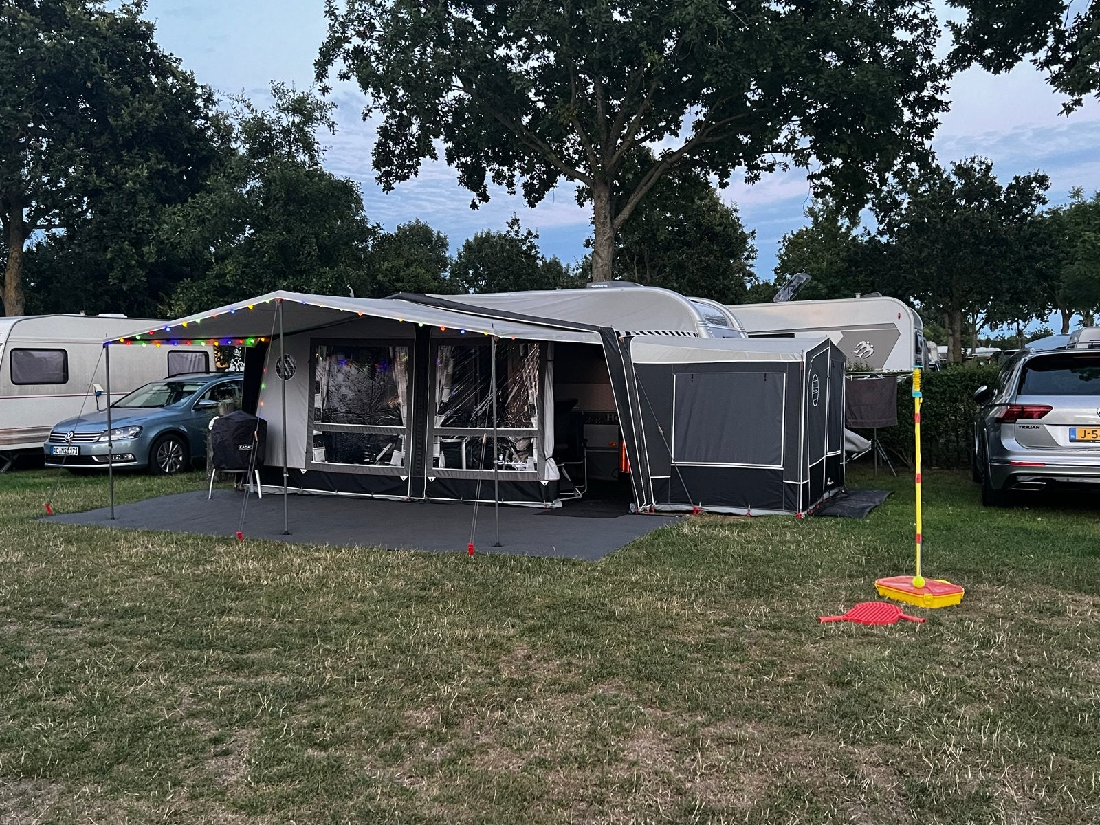 Complete Hobby La Vita 460 UFE met voortent mover airco, Caravans en Kamperen, Rondzit, Frans bed, Particulier, 5 tot 6 meter