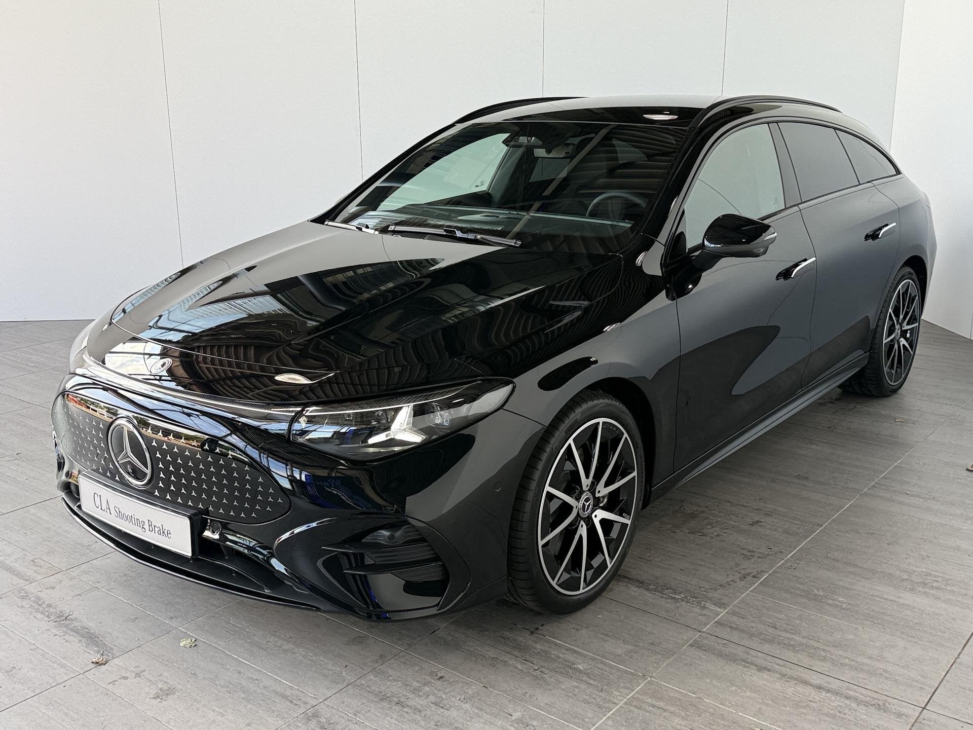 Mercedes-Benz CLA-klasse Shooting Brake 200 Business Solutio, Automaat, CLA, Achterwielaandrijving, Zwart