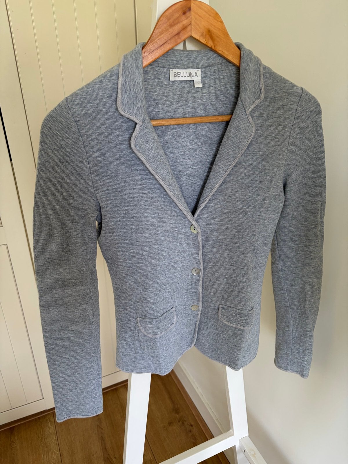 Belluna grijs jasje - XS, Ophalen of Verzenden, Gedragen, Grijs, Jasje