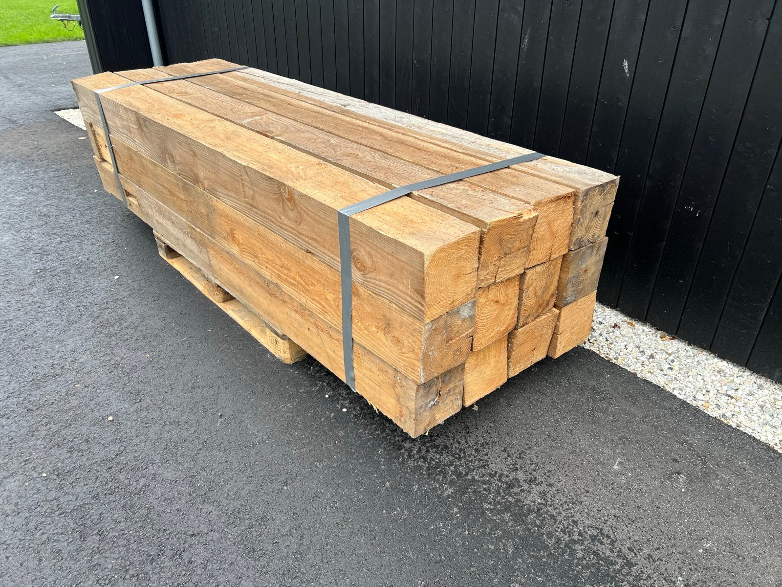 12x Douglas balk fijn gezaagd 200x200x2600mm, Doe-het-zelf en Verbouw, Hout en Planken, Ophalen, Nieuw, 250 tot 300 cm, 50 mm of meer